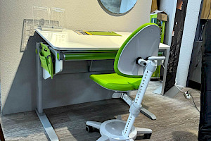 Moll Kinderschreibtisch + Bürostuhl