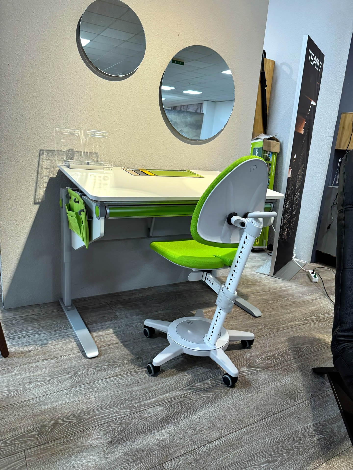 Moll Kinderschreibtisch + Bürostuhl