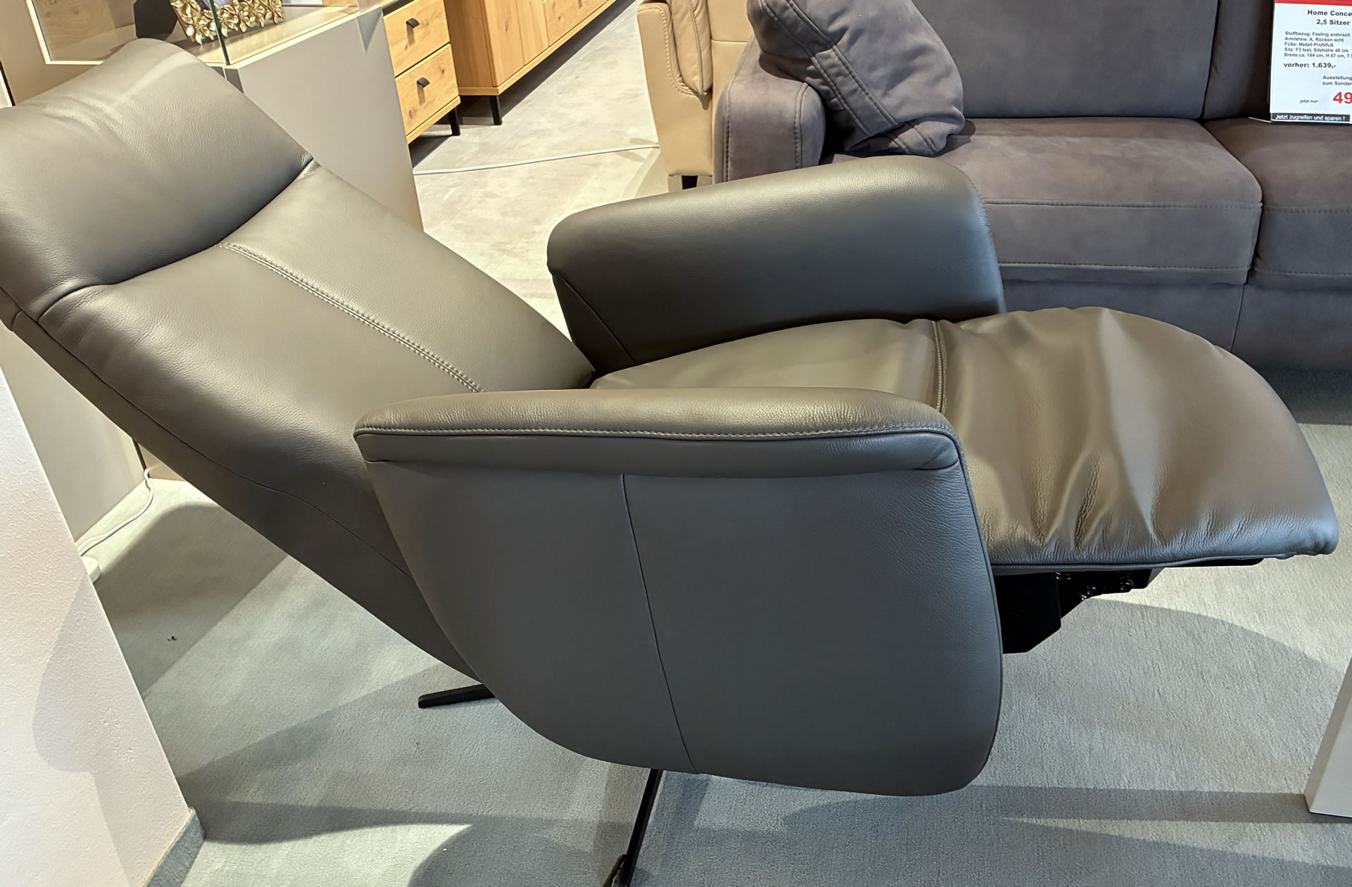 Manueller Relaxsessel BORA in Leder