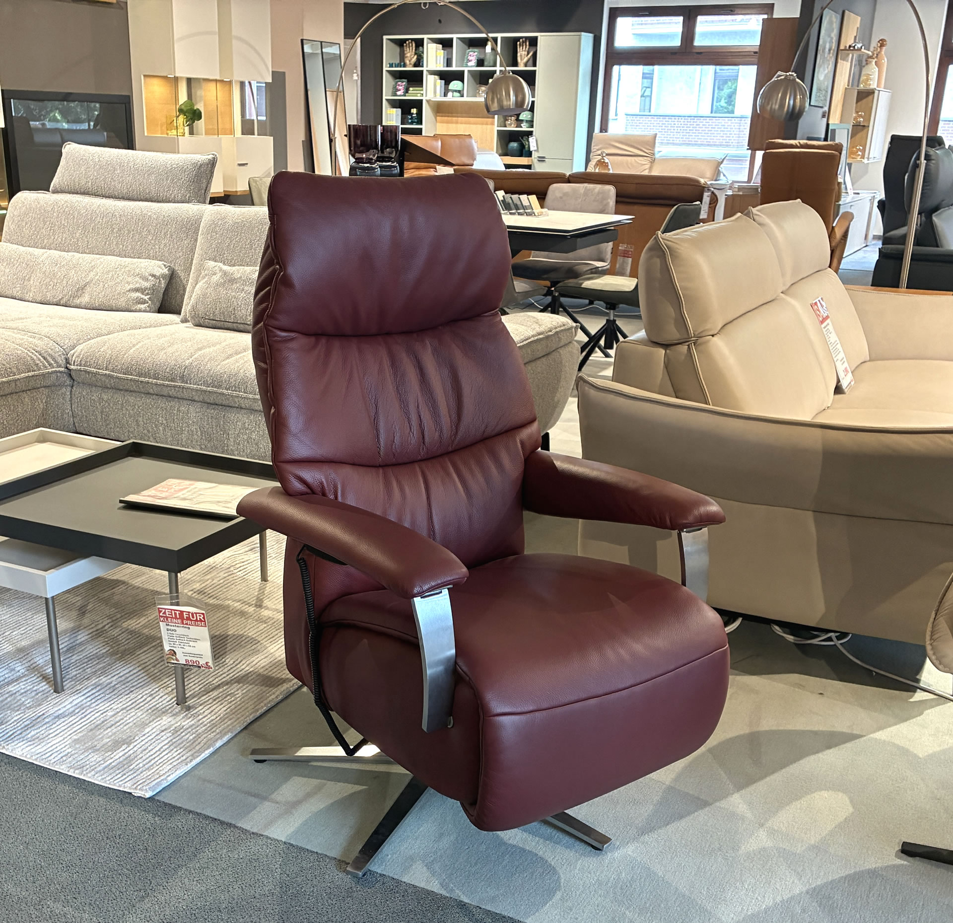 Motor. Relaxsessel Hank von Himolla in Leder