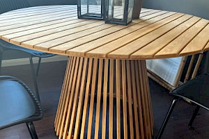 Gartentisch rund 130cm Teak massiv